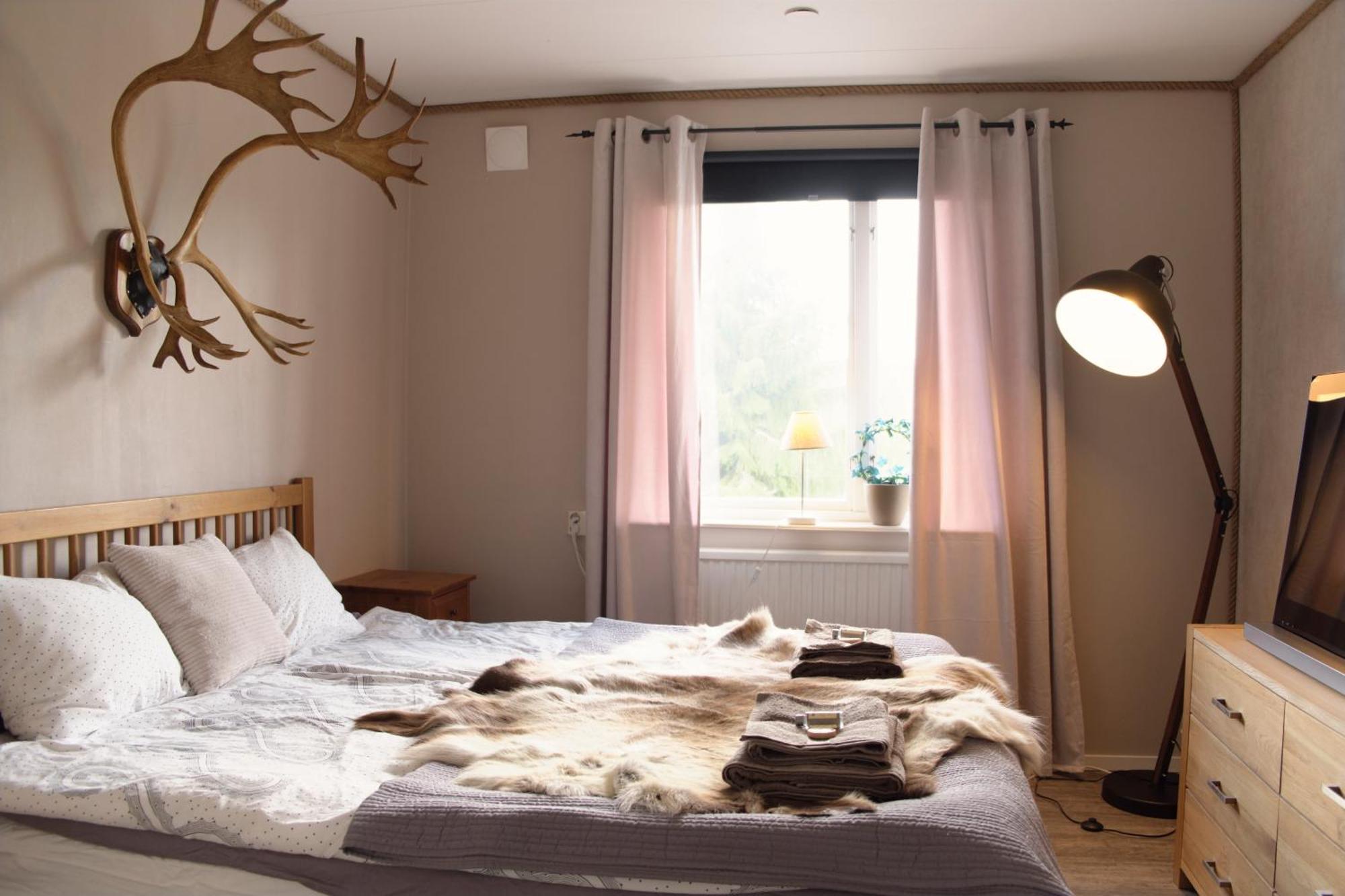 ホテル Langforsen Glamping & Lapland Experience Lapptrask エクステリア 写真